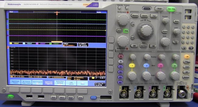 Tektronix MDO4000